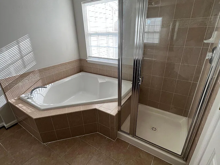 4803 Limestone Ct — Photo 41