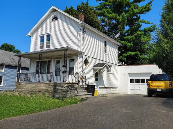 2005 Pine St, Endicott, NY 13760