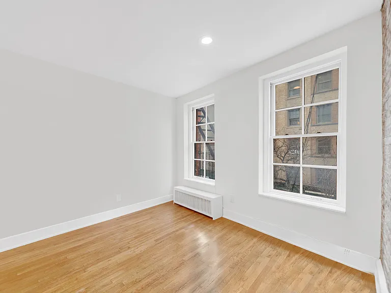98 Christopher St #8 — Photo 5