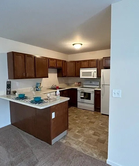 New Hartford Square Senior Apartments — Photo 16