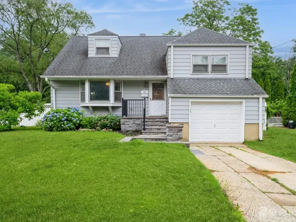 29 Destefano Ave, Spotswood, NJ 08884