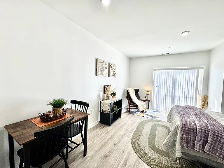 915 N Broad St #509 — Photo 6
