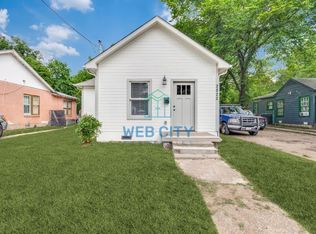 2822 McDermott Ave, Dallas, TX 75215