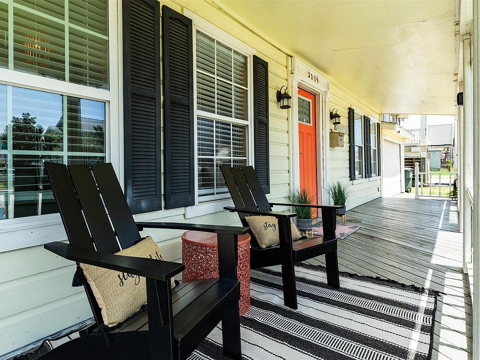 1st image of 2114 57th St