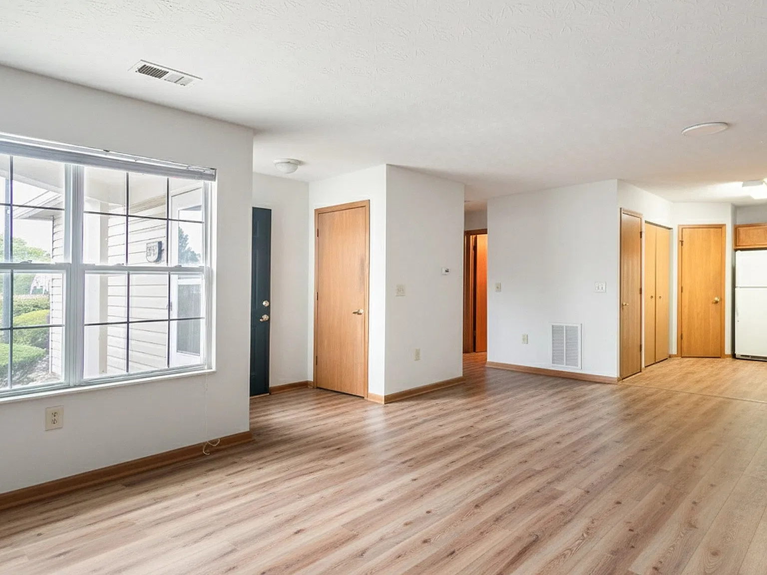 Creekside Villas — Photo 4