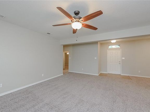 4th image of 2500 Clubhouse Dr