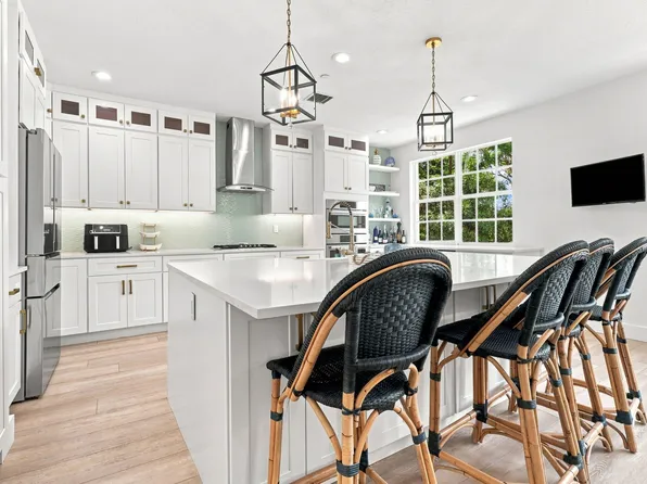 5570 NE TRIESTE Way, Boca Raton, FL 33487