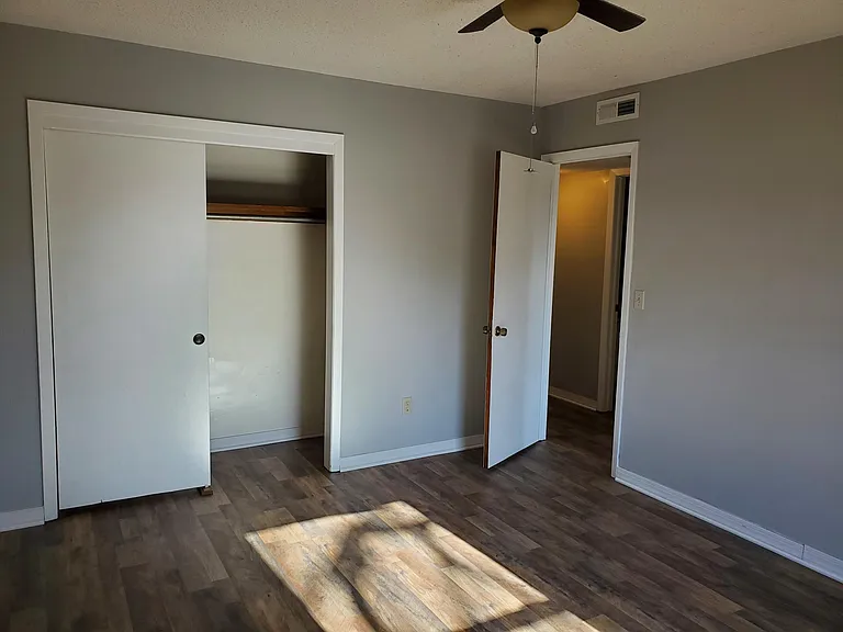 1441 N Smith Ct #4 — Photo 10