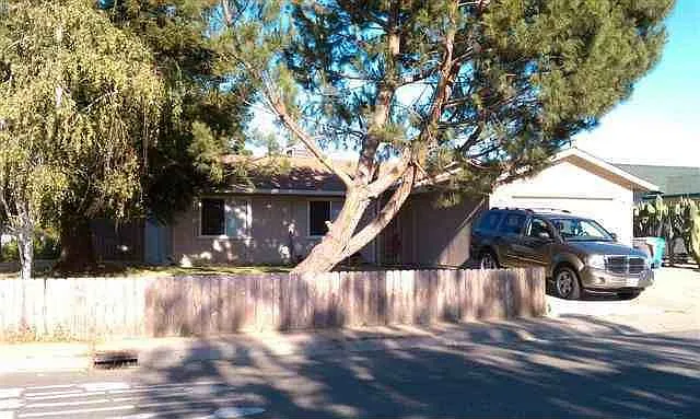 9245 Jean St photo 1