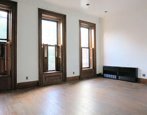 Rented by Empyreal Realty, Inc. | media 2