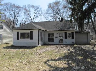 10451 Corning St, Oak Park, MI