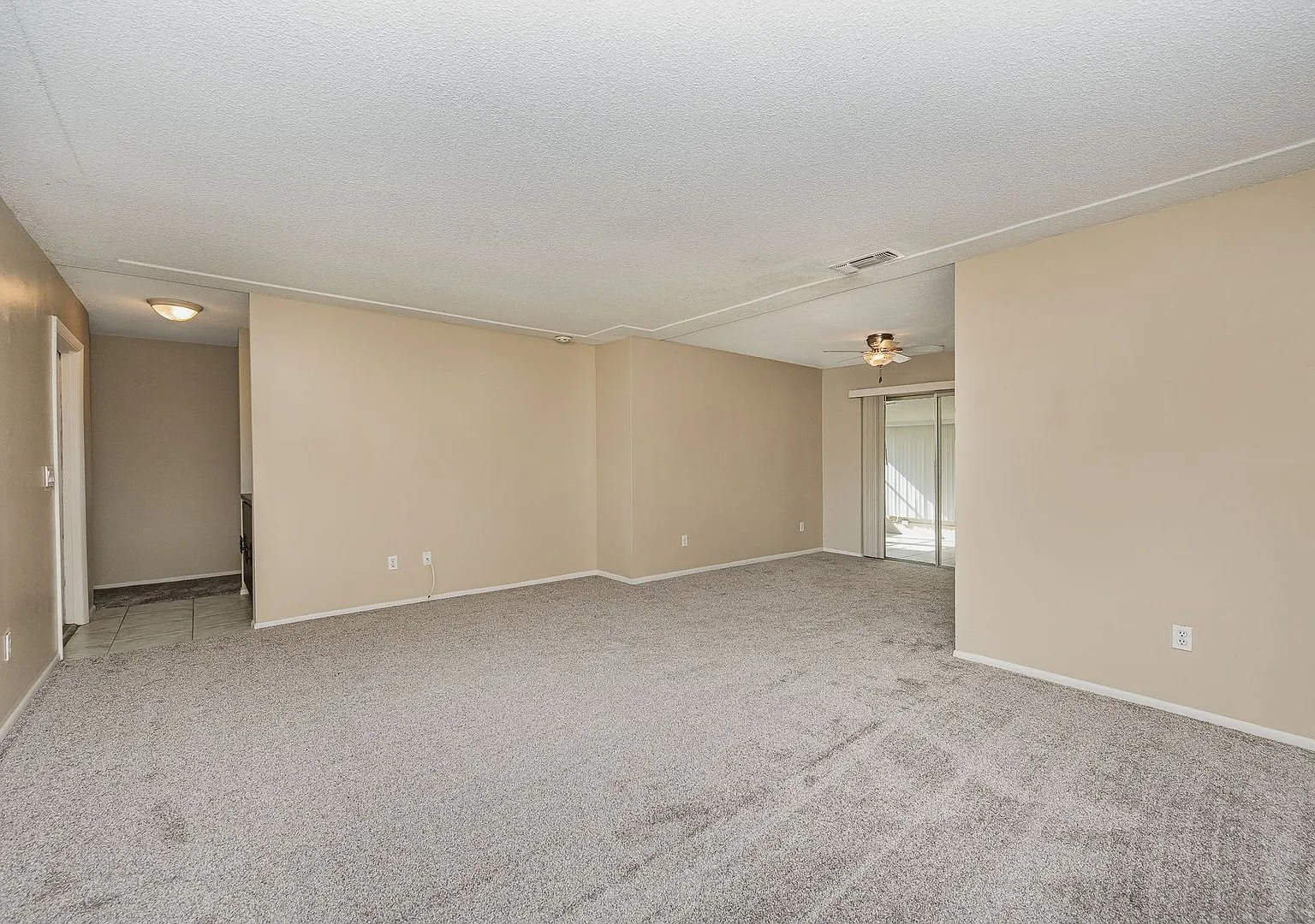 Great Family Home — Photo 3
