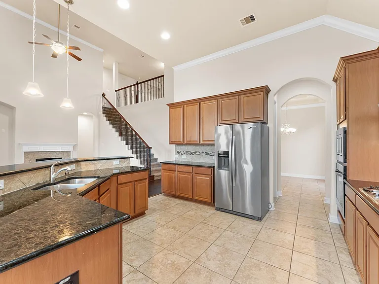 9615 Eden Ridge Ln — Photo 9