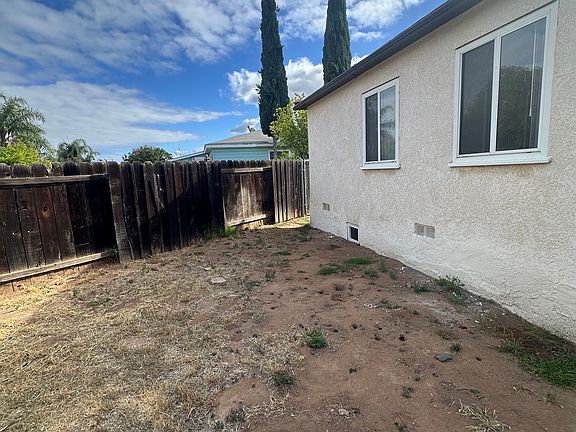 4th image of 8704 Lind Vern Ct #8704