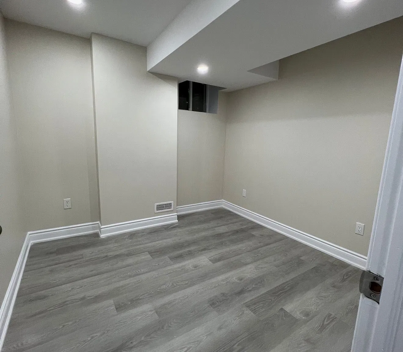 2 bed, $1,800 — Photo 4