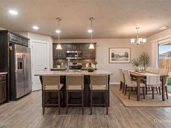 5th image of 1704 Taylor Orchard Rd