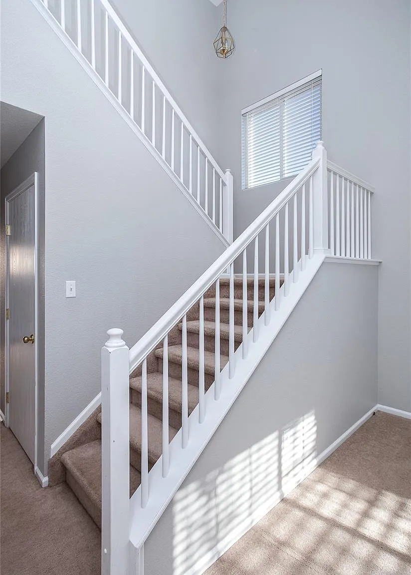 3 bed, 1527 sqft, $2,550 — Photo 3