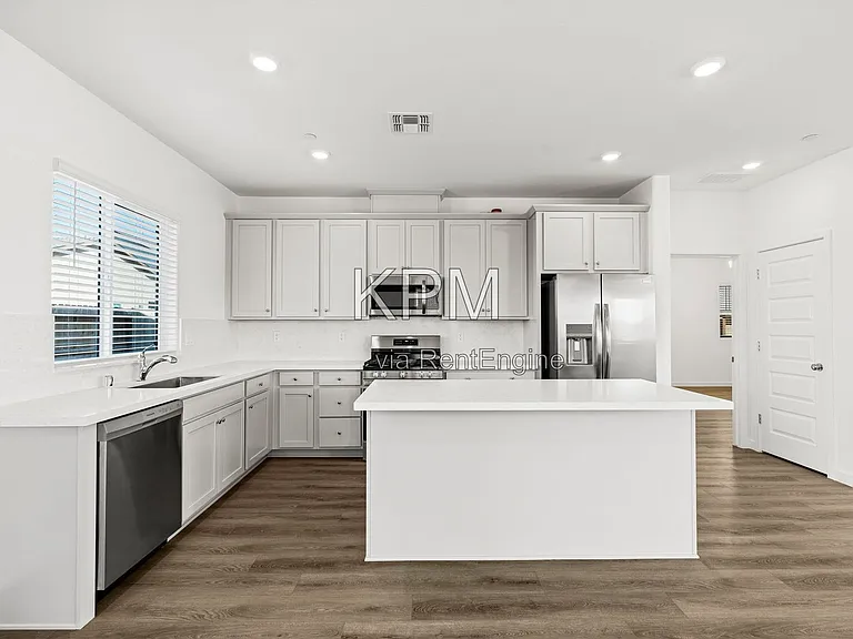 10925 Admiral Cove Way #1 — Photo 3