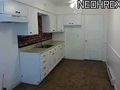 2nd image of 9 Meadowlawn Dr Unit 7