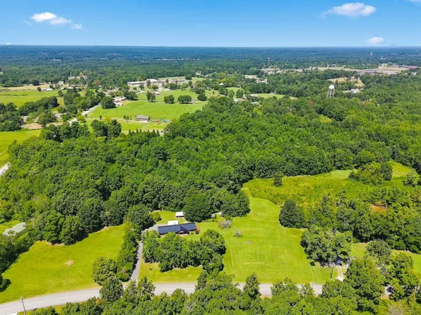 7334 Liberty Rd, Fairview, TN 37062