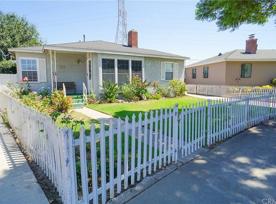 1st image of 24700 Seagrove Ave
