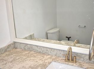 5213 Heatherstone Dr, Baton Rouge, LA 70820