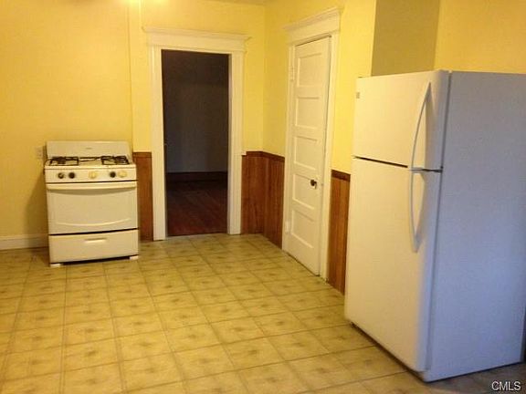 5th image of 166 Englewood Ave