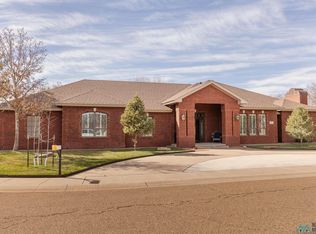 2129 Northglen Dr, Clovis, NM 88101