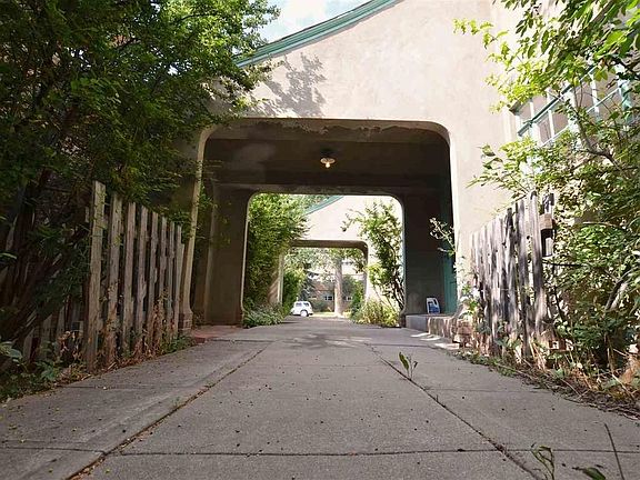 5th image of 1316 E Ivinson Ave