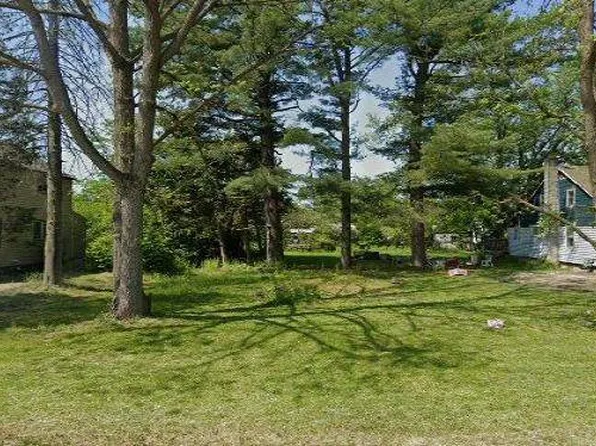 1202 Woodbine Ave, Elmira, NY 14904