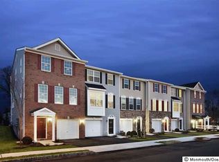 255 Chickadee Ct, Freehold, NJ 07728