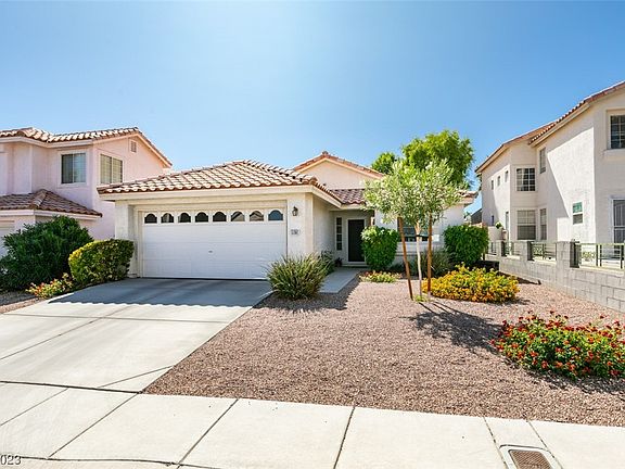 3rd image of 8975 Via Vista Cir