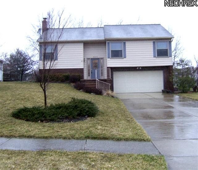 1st image of 4205 Rolling Hills Dr