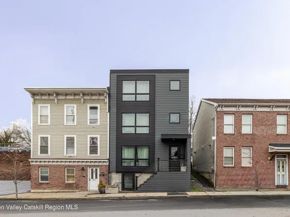 352 Columbia Street, Hudson, NY 12534