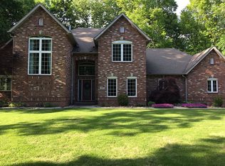 1011 Berry Ln, Edwardsville, IL 62025