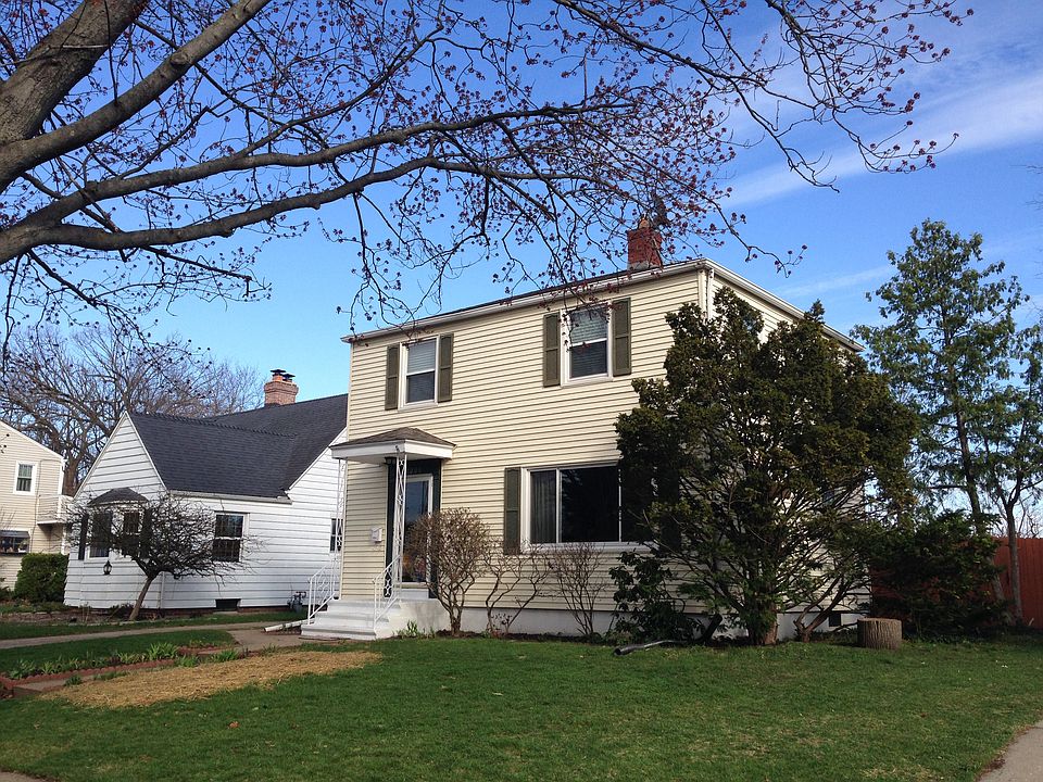 1st image of 1206 Woodlawn Blvd