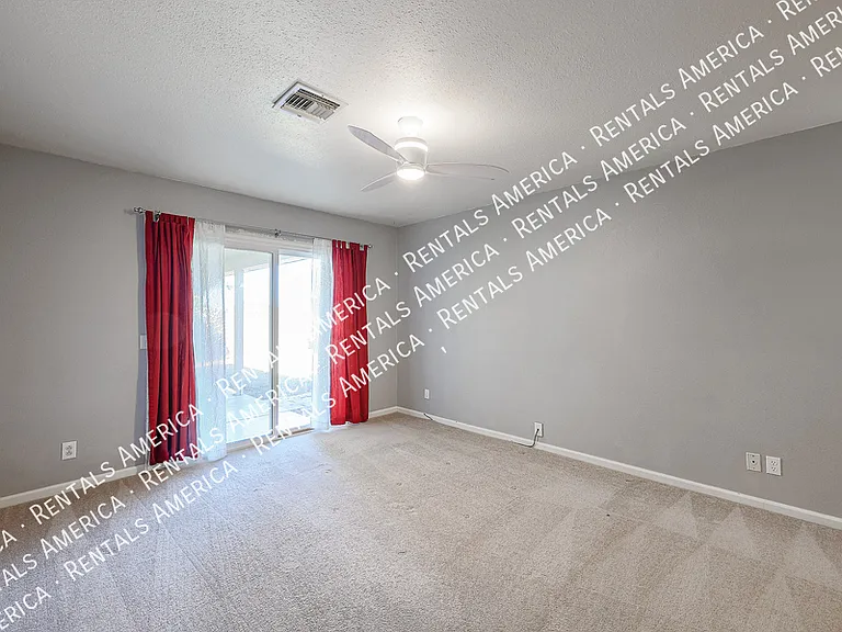 1360 W Esplanade St — Photo 20