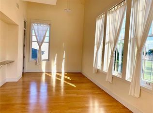 4877 Laurel St #B, New Orleans, LA 70115