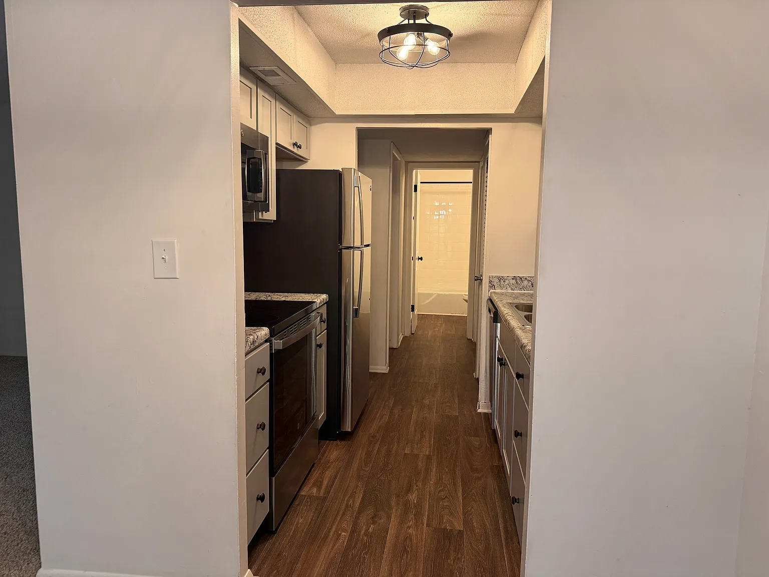 Carolina Crossing Apartments — Photo 4
