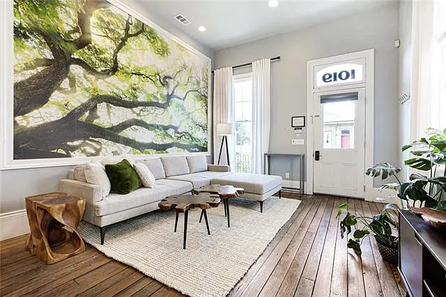 2 bed, 2.0 bath, 1200 sqft, $4,000 — Photo 4