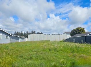 1555 Oregon St, Crescent City, CA 95531