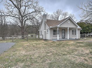233 Independence Dr, Kingsport, TN 37660