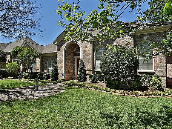 3rd image of 5022 Huntwick Parc Ct