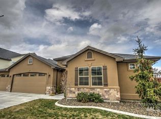 302 W Broderick St, Meridian, ID 83646