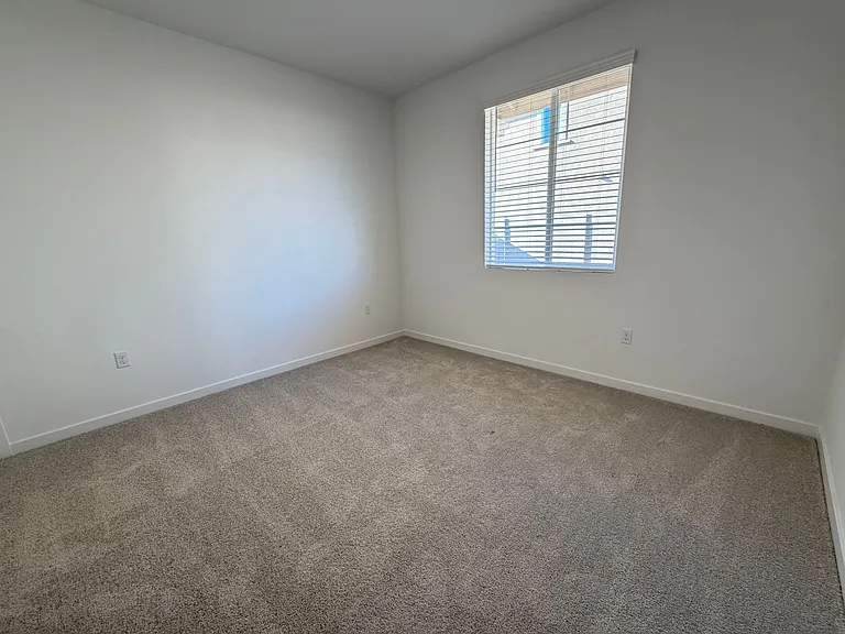 27218 Pennywhistle Way — Photo 10
