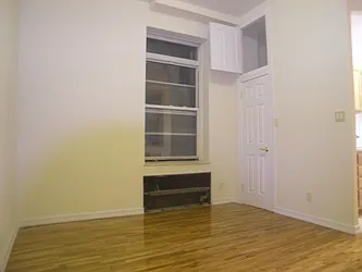 Rented by Peter Ashe