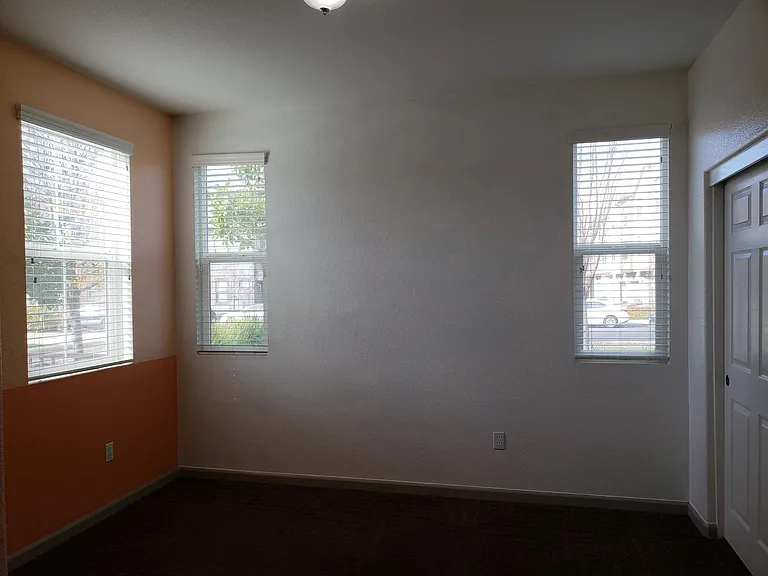 2144 Morrow St — Photo 15