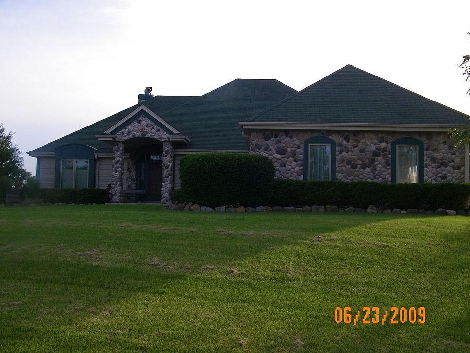 1st image of W395S4299 County Road Z
