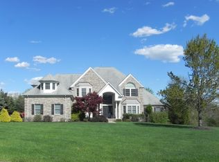 8 Heritage Ct, Branchburg, NJ 08876