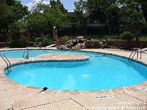 2nd image of 4934 Arbor Ridge Dr